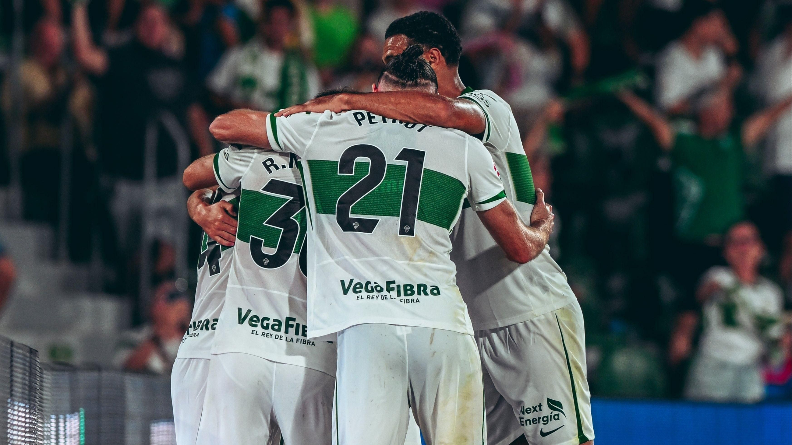 Els jugadors de l'Elx celebren un gol Els jugadors de l'Elx celebren un gol