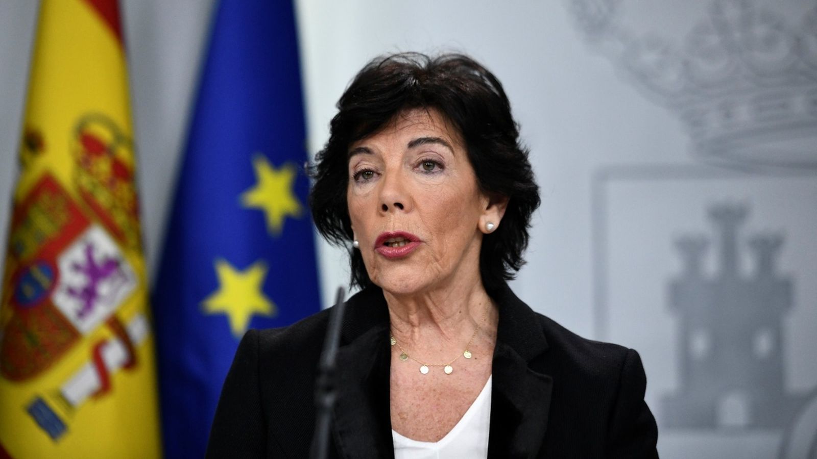 La portaveu del govern espanyol en funcions, Isabel Celaá, durant la roda de premsa del Consell de Ministres aquest divendres