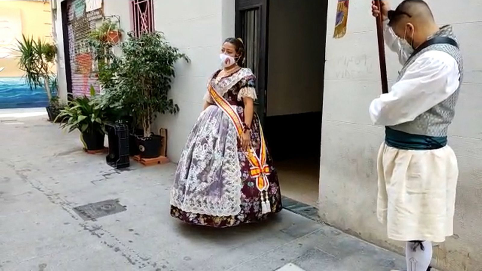 La Junta Central Fallera condemna els “missatges xenòfobs” contra una candidata a fallera major