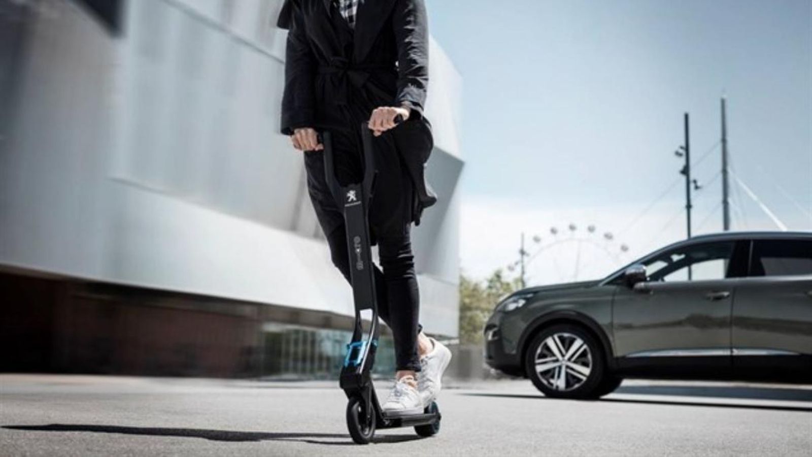 Grezzi ha recordat que els patinets circulen pel carril bici i la calçada, així com per espais per als vianants on estan legalitzats