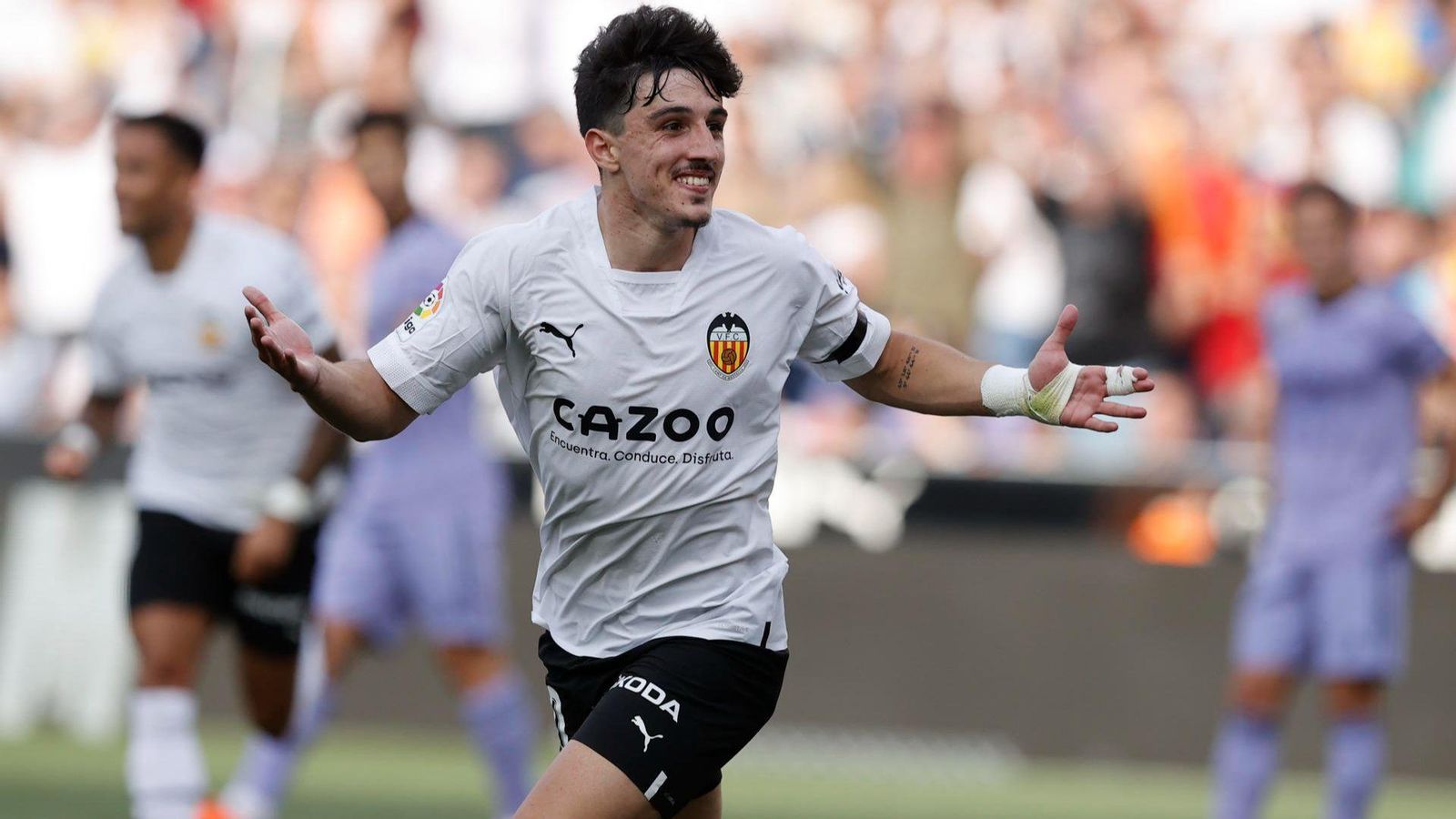 Diego López celebra el gol