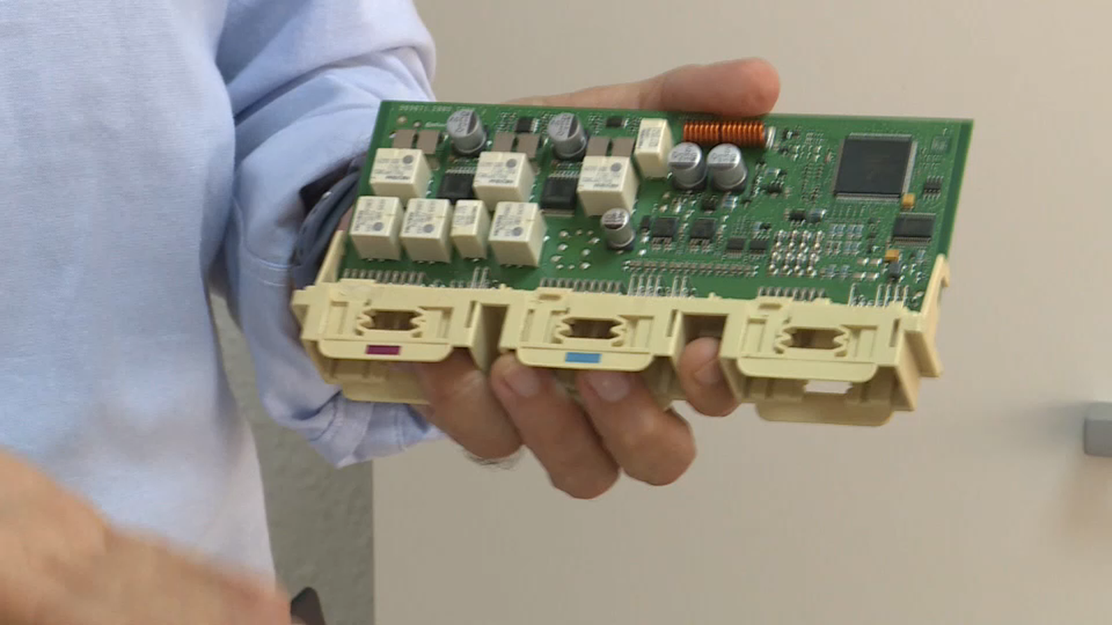 Imatge d'un component amb microxips