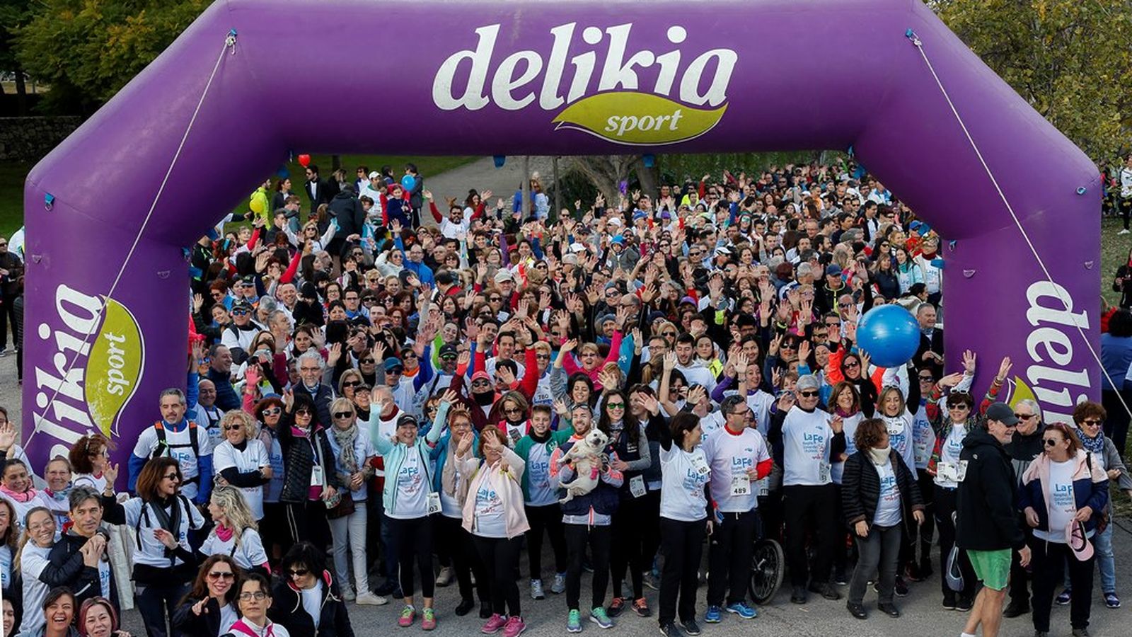 Marxa solidària a peu per l’antic llit del riu Túria