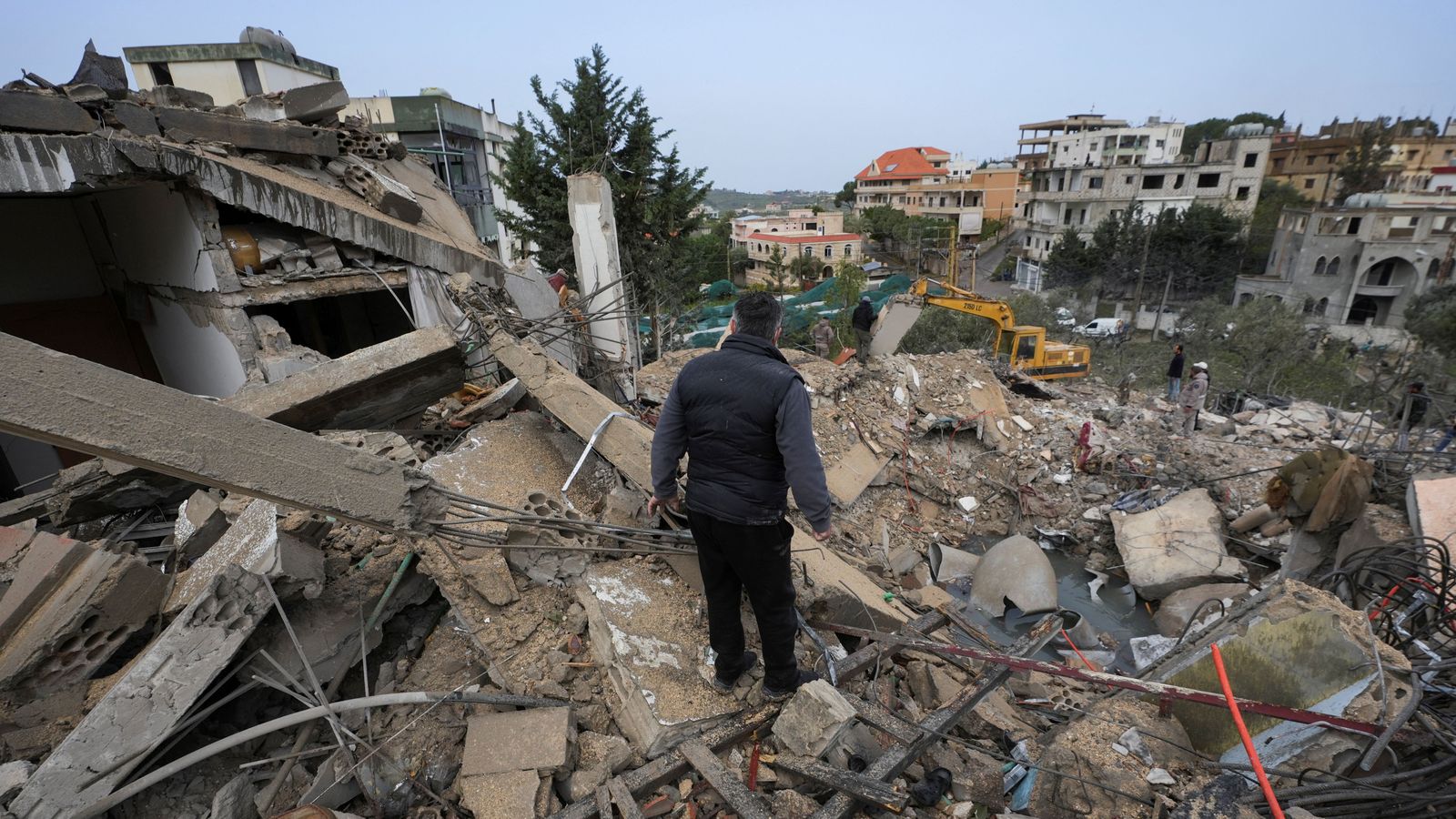 Runes després de l'atac israelià a Kfar Hatta, al sud del Líban