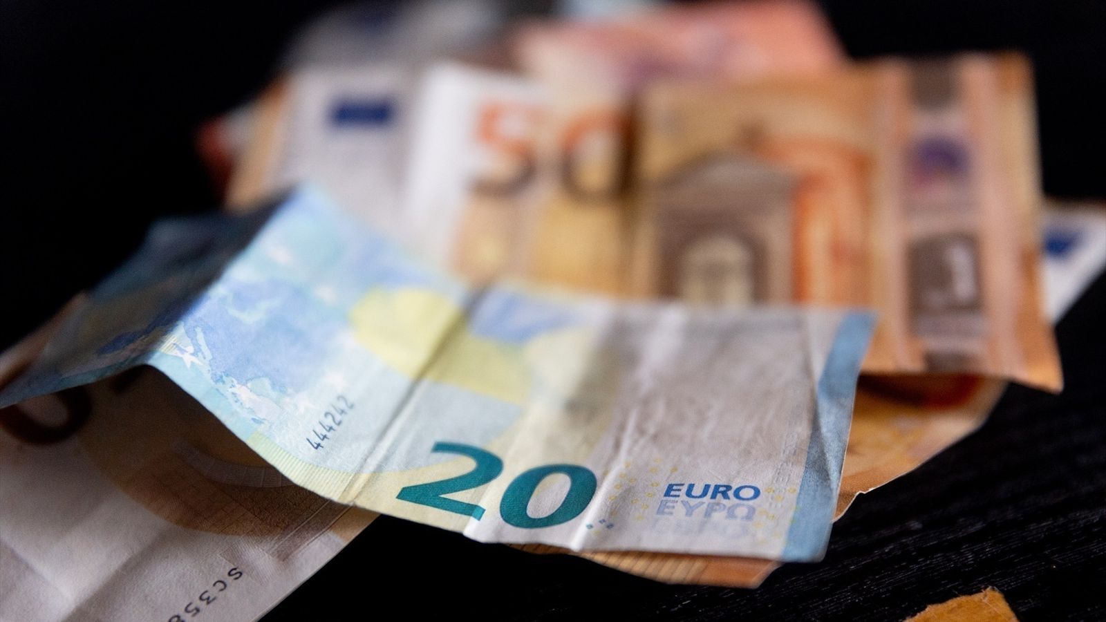 Una imatge de billets d'euro, en arxiu