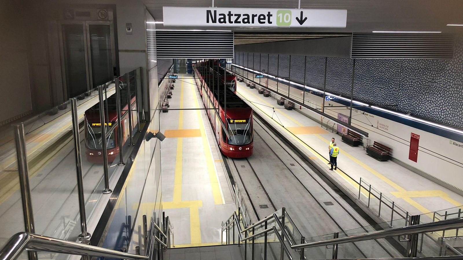 Estació de Natzaret, de la Línia 10 de Metrovalència Estació de Natzaret, de la Línia 10 de Metrovalència