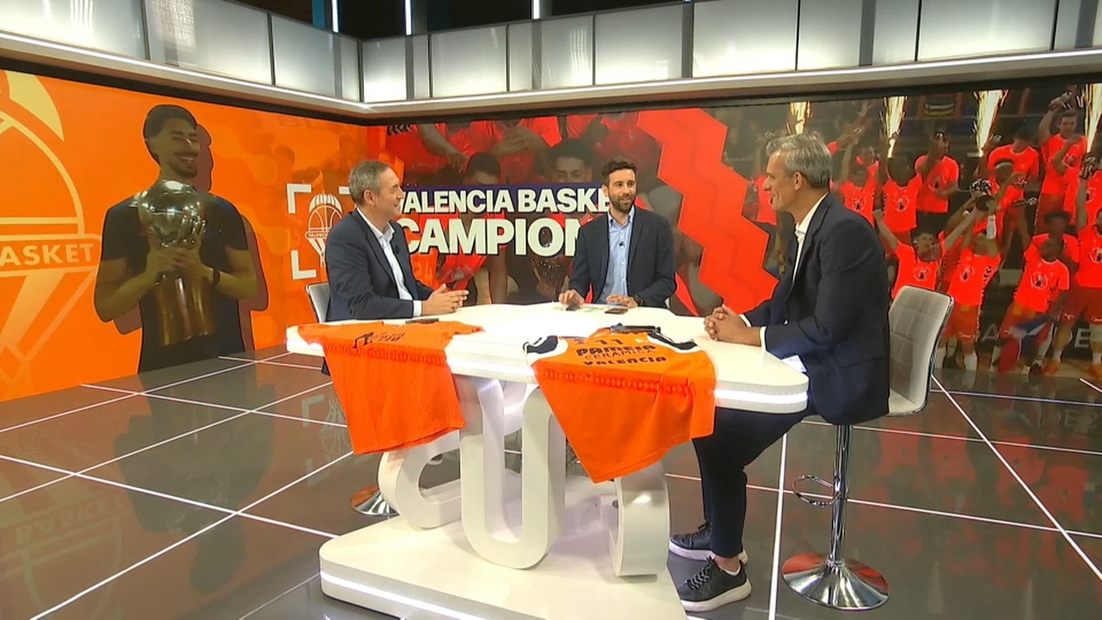 25.06.2026 | Especial Informatiu: València Bàsquet, Campions