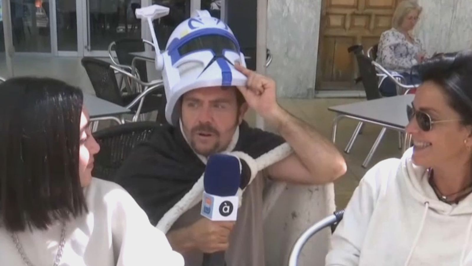 Alfons Solo entrevista possibles extres de la sèrie 'Andor' a Xàtiva