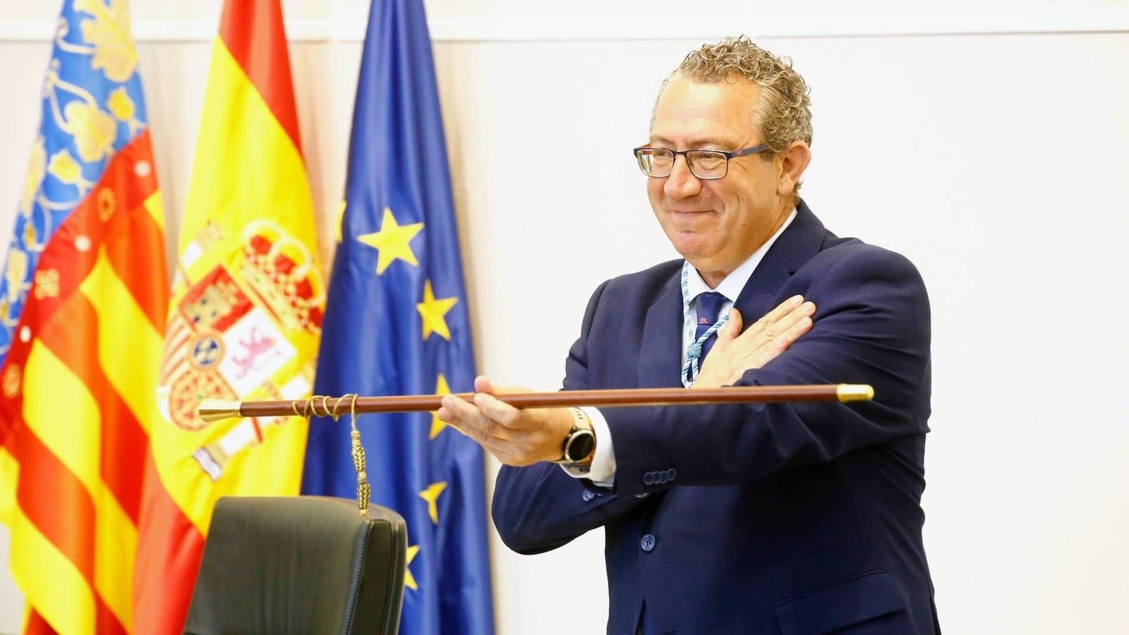 Toni Pérez agafa la vara de comandament a la Diputació d'Alacant