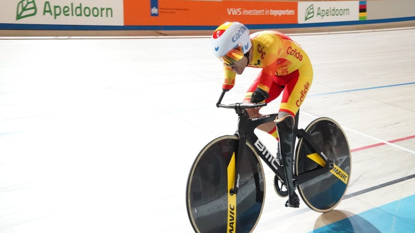 Ten havia donat mostres de l'alta preparació amb què comptava per a este mundial.