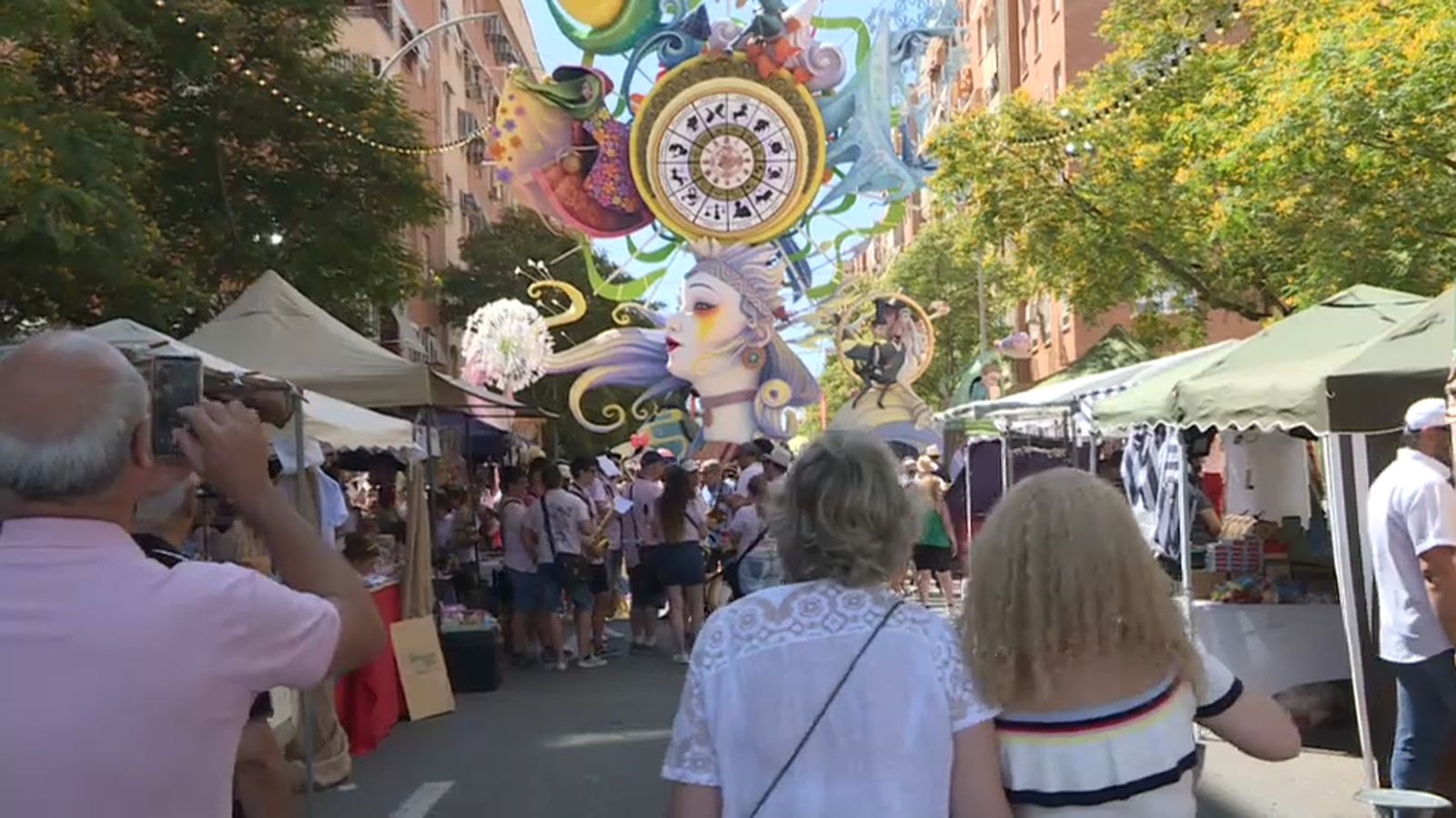 Algunes comissions havien decidit no plantar monument al setembre per no poder afrontar les despeses