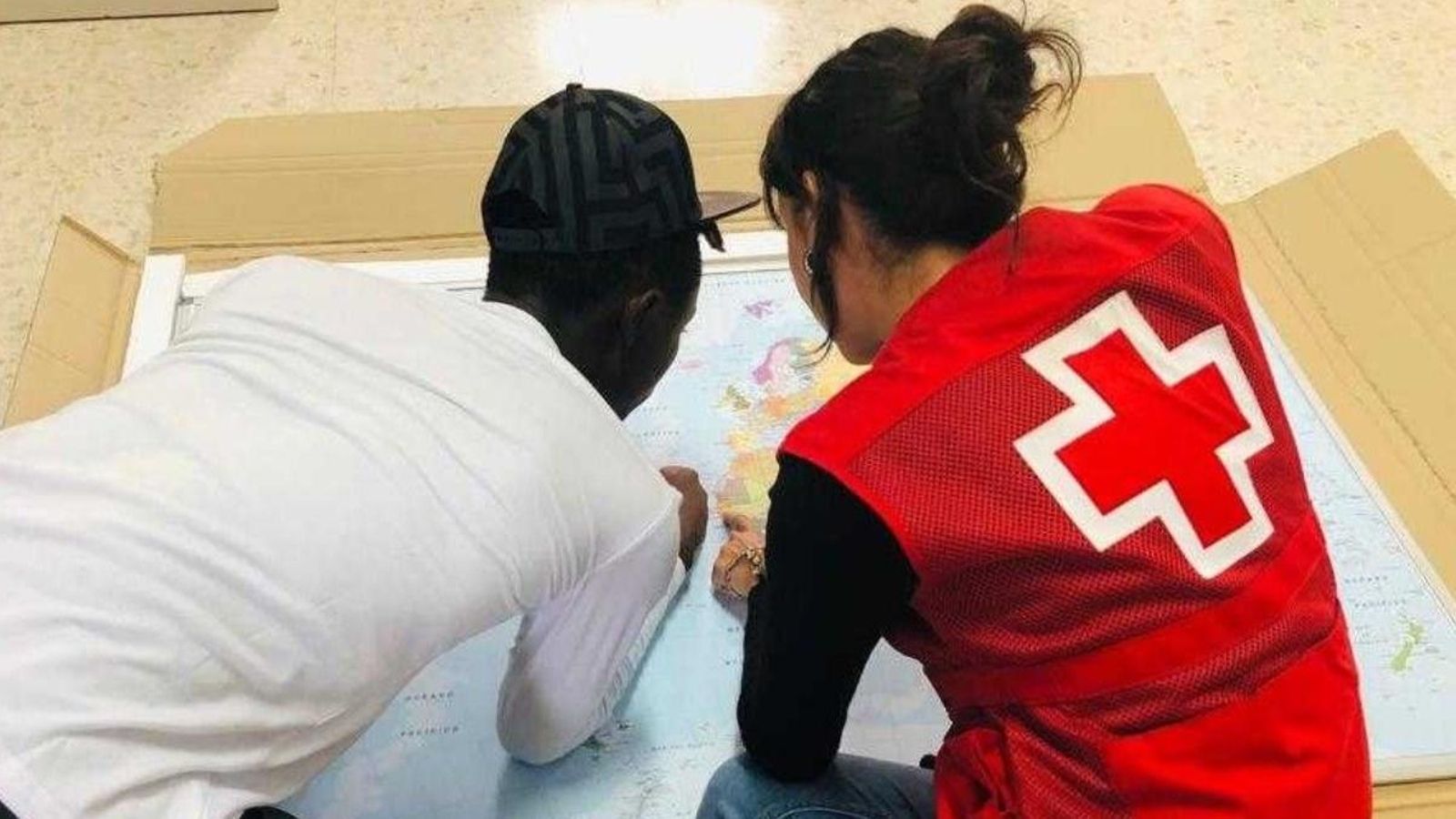 Creu Roja dissenya itineraris personalitzats d'inserció soci laboral amb els sol·licitants d'asil i refugiats