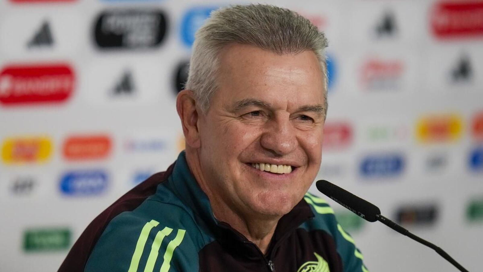 El nou entrenador del València CF, Javier Aguirre
