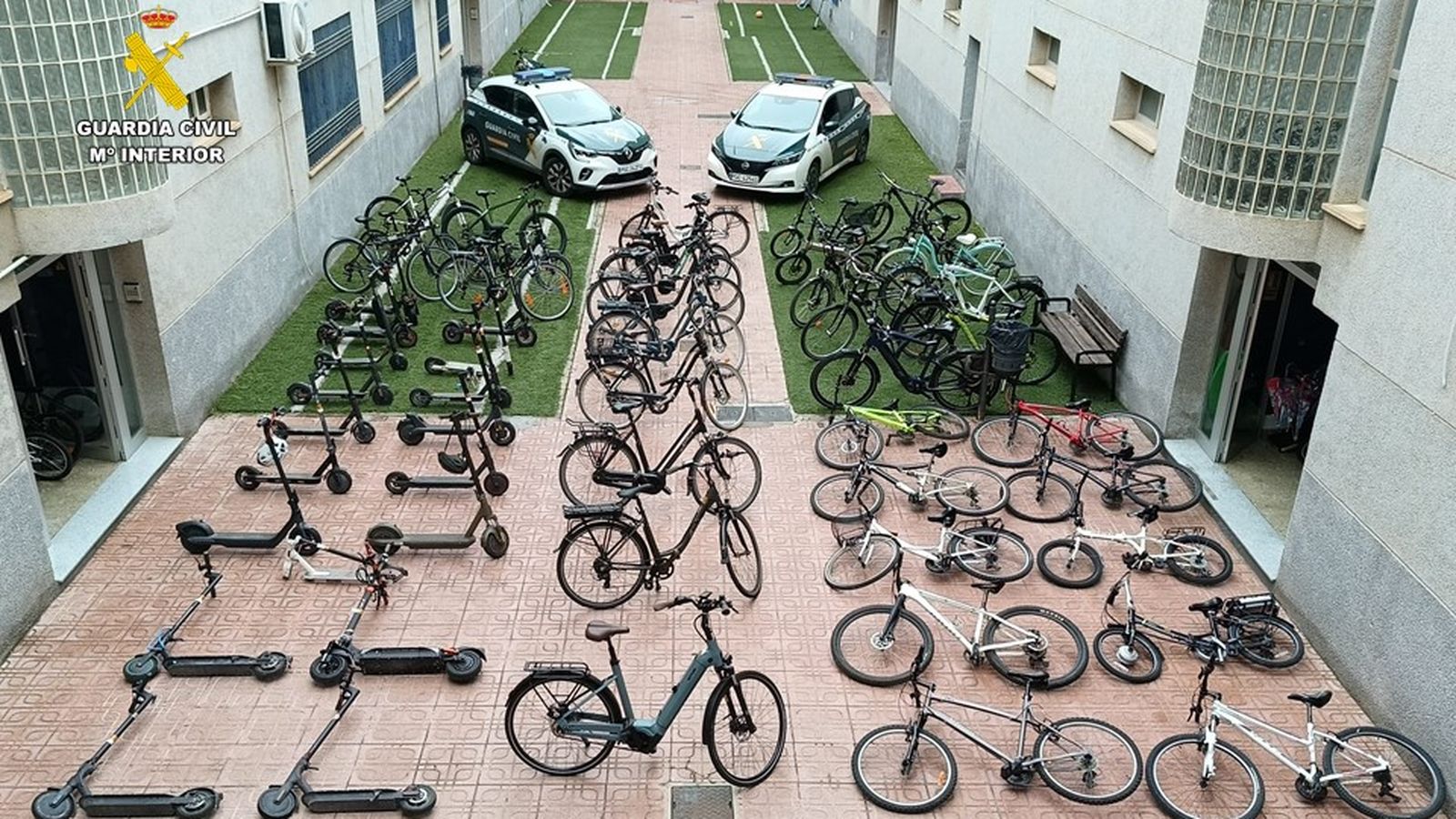 Biciclets i patinets elèctrics incautats a Torrevieja