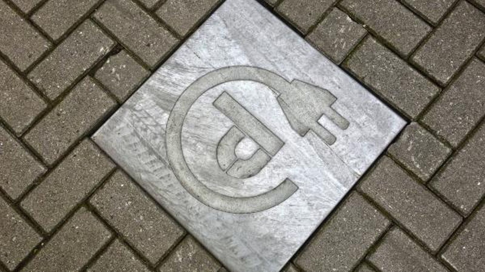 Vila-real, primera ciutat valenciana amb flota municipal de vehicles íntegrament elèctrics