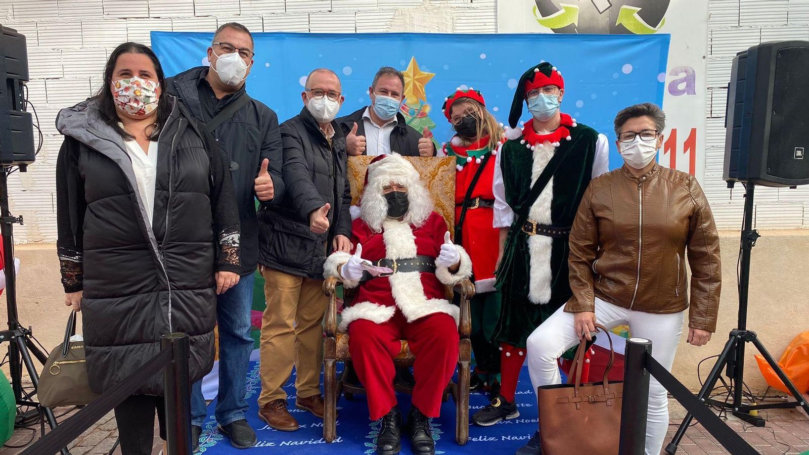 Recepció del Pare Noel a la Coveta Fumà del Campello Recepció del pare Noel en la Coveta Fumà del Campello