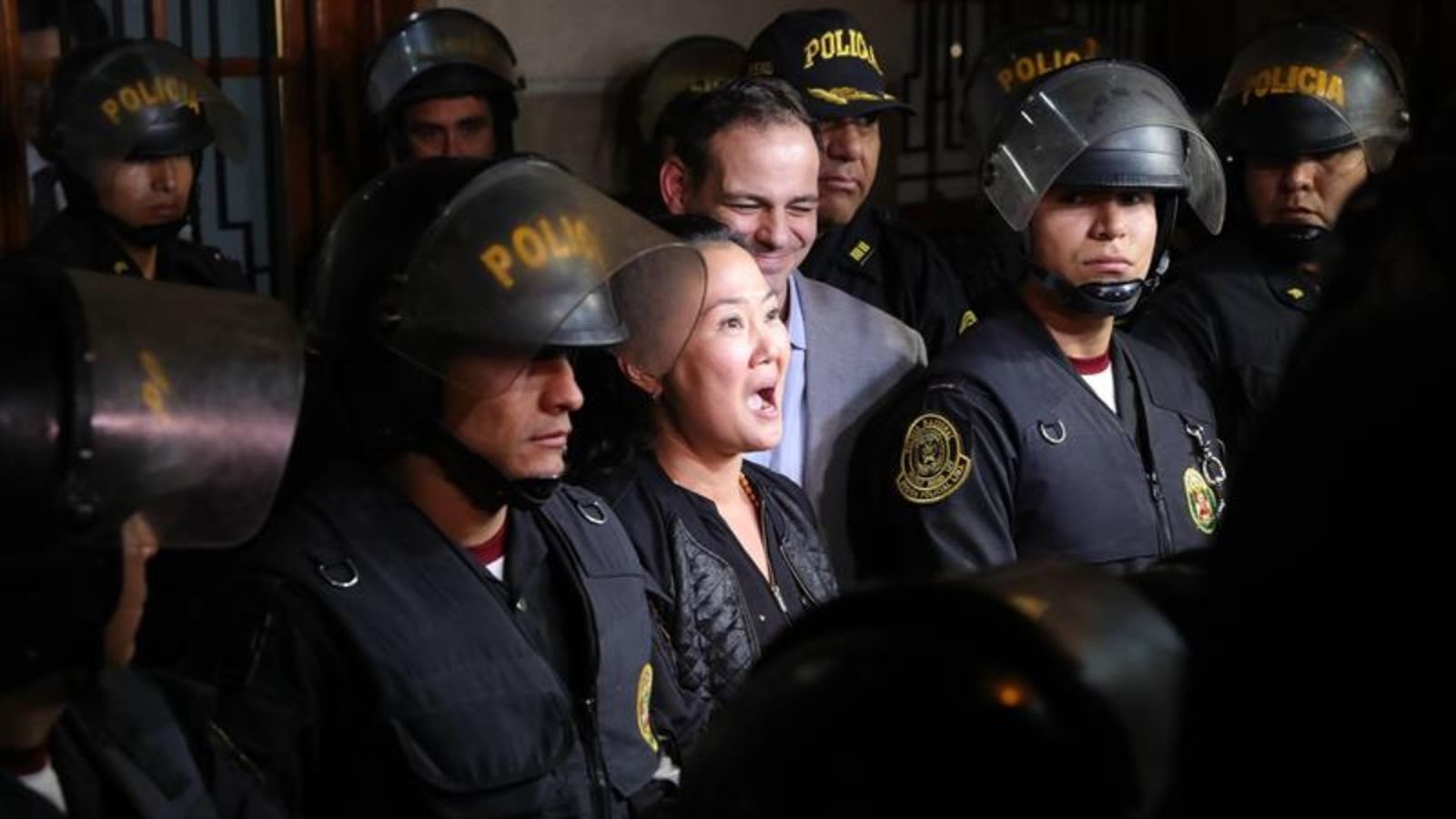 Després d’una setmana en arrest preventiu queda en llibertat Keiko Fujimori, la principal opositora al president del Perú, Martín Vizcarra.