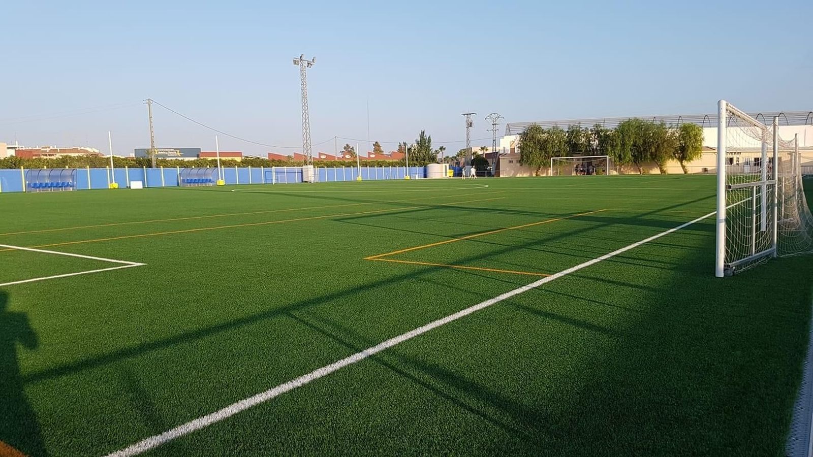 Camp de futbol el Barranc de Bonrepós i Mirambell