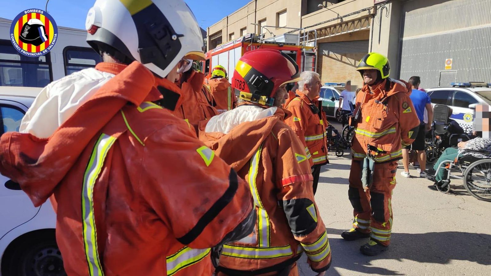Intervenció dels bombers a la residència d'Almussfes