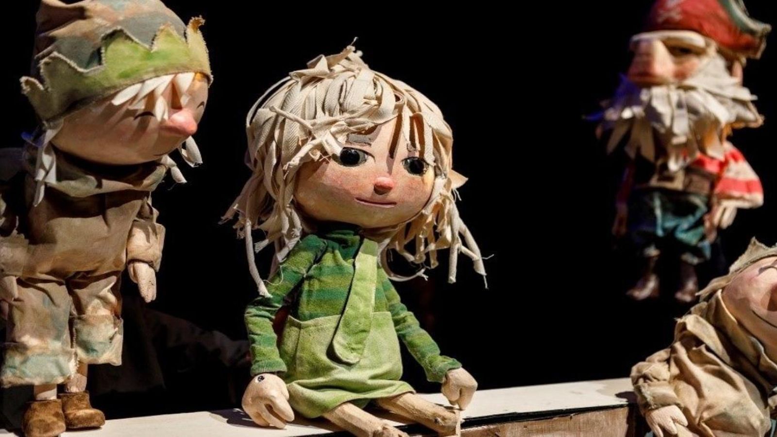 La Vall d’Albaida reuneix 14 companyies de titelles en la mostra que recorrerà 19 municipis