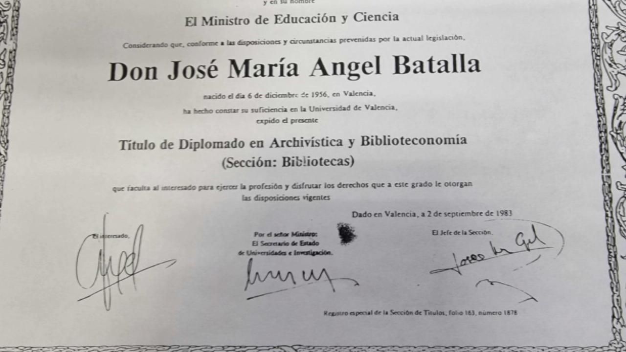 Imatge del títol universitari presumptament falsificat de Josep Maria Ángel