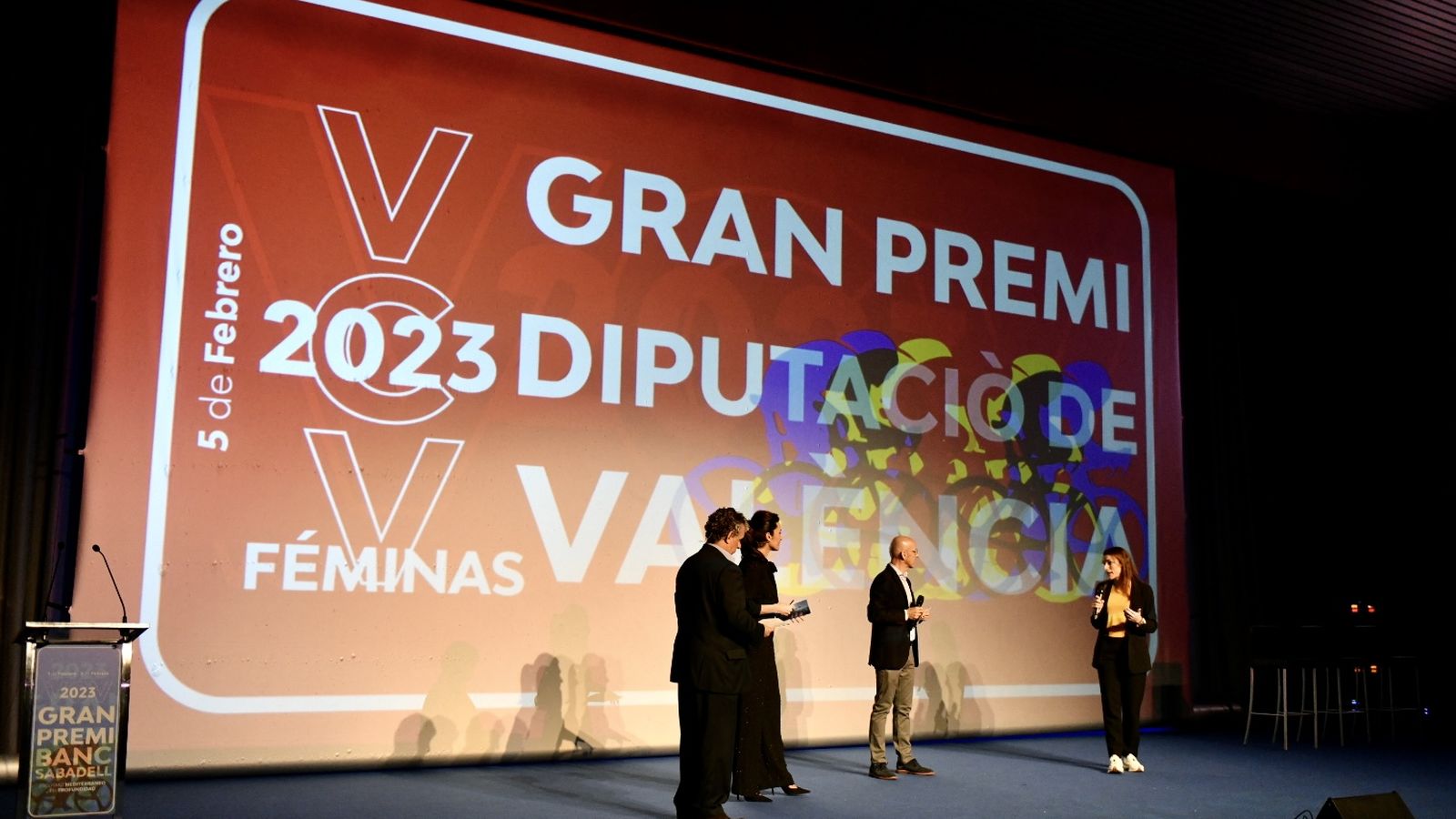 El dia 5 de febrer també es disputarà la Volta Fèmines