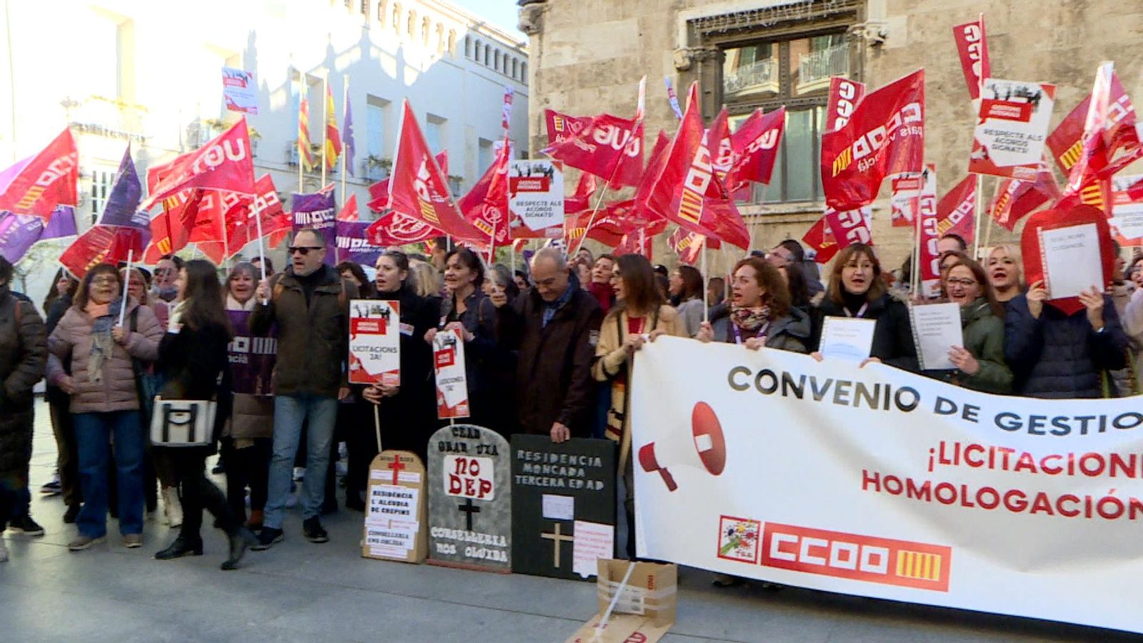 Protesta contra la nova llei de simplificació administrativa