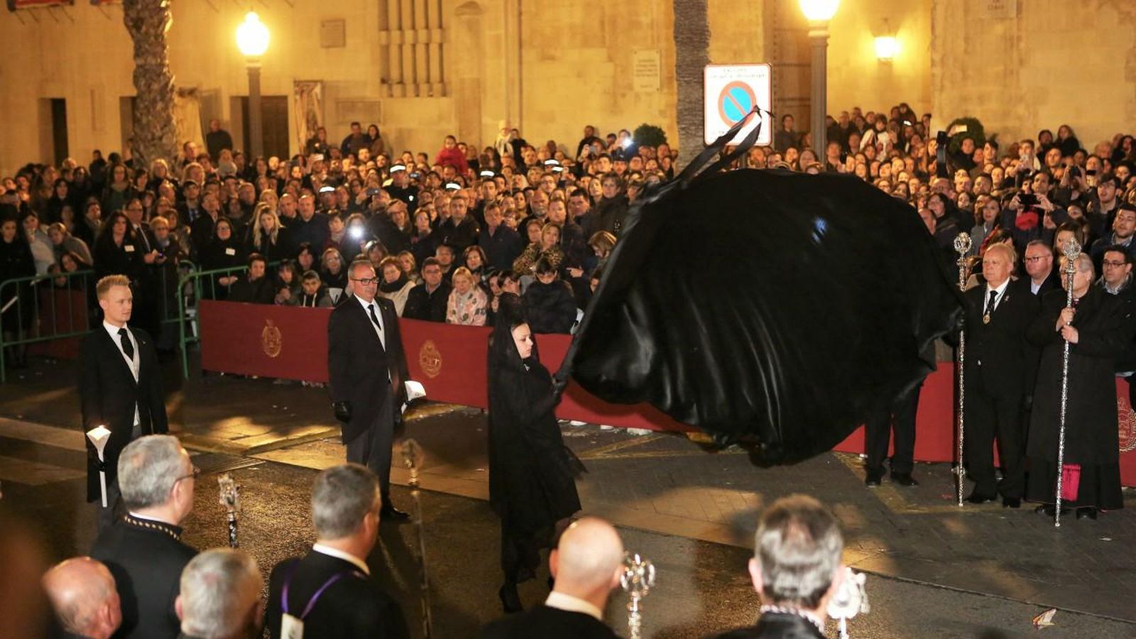 La trencadora Susana Macià en un moment de la cerimònia