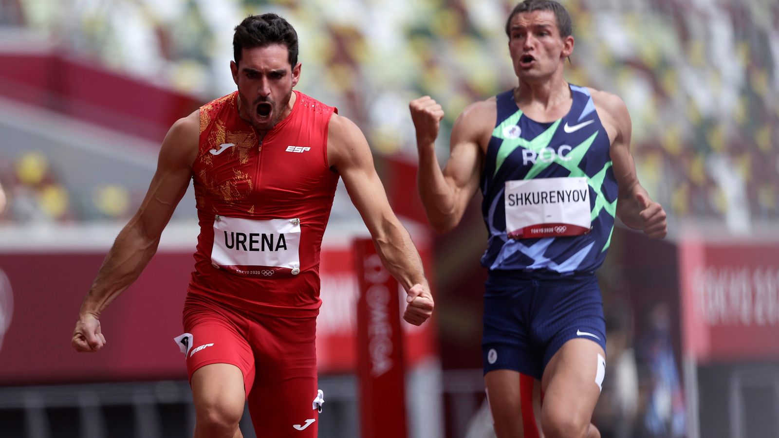 L'atleta d'Onil ha celebrat la seua bona marca estrenyent el puny i amb un obert somriure