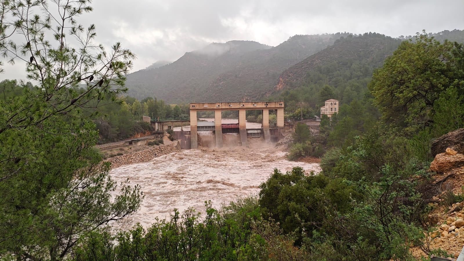 En imatge, la pressa de Cirat-Vallat, ja desaiguant