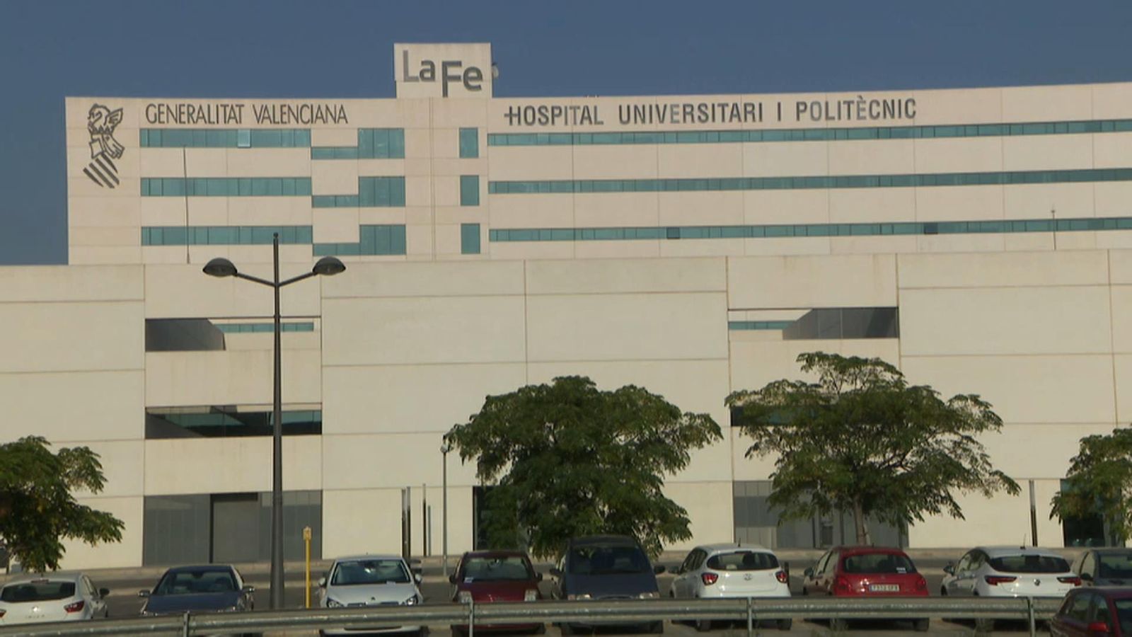 Façana de l'hospital La Fe de València