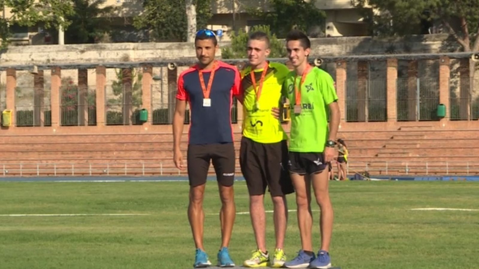 Víctor Faus (d), és un dels que aniran a Finlàndia