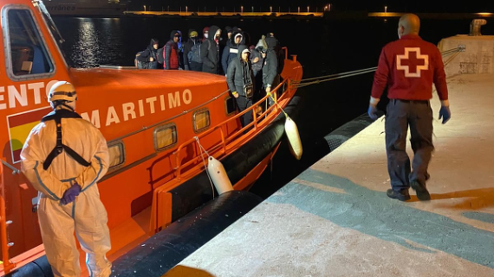 Imatge del moment de una de les pasteres intervingudes