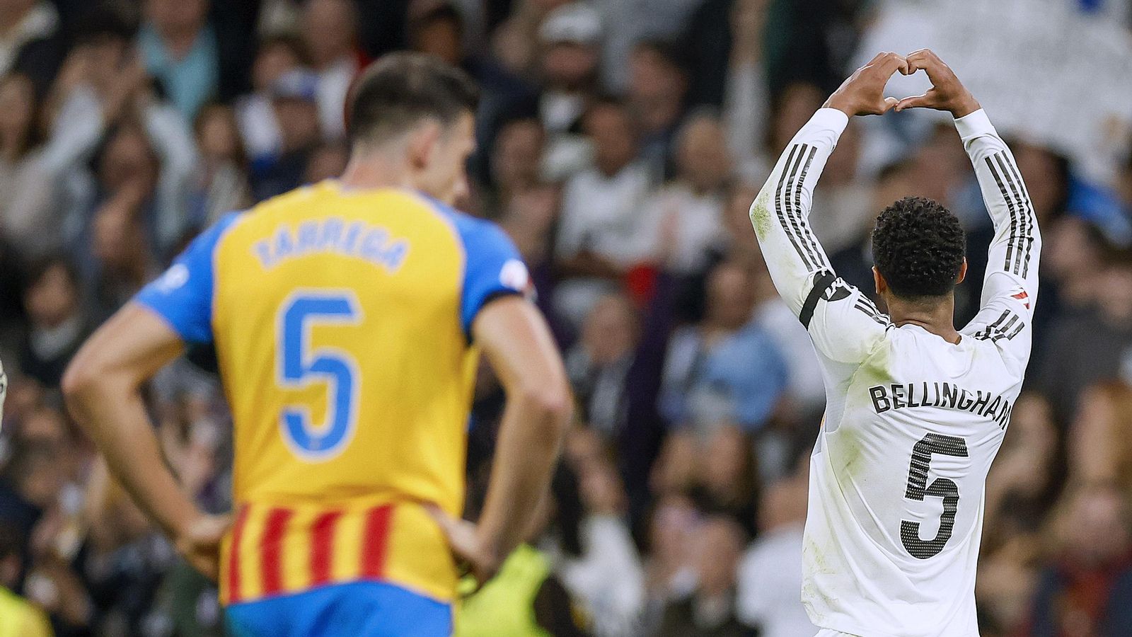 Bellingham celebra un gol contra el València