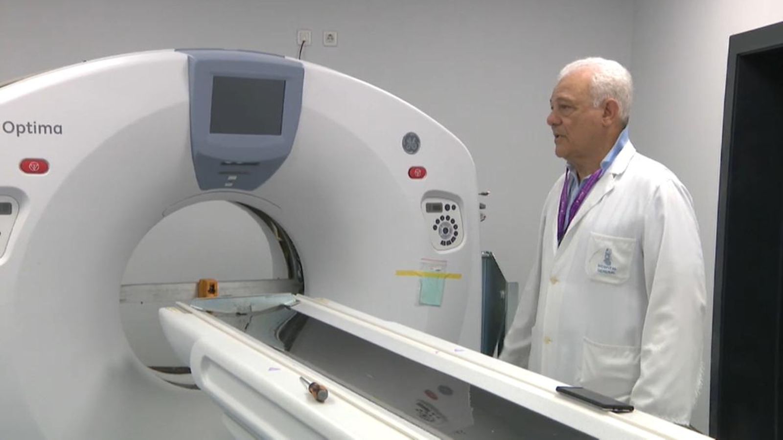 VÍDEO | L\'Hospital General de València instal·la dos aparells de diagnosi donats per Amancio Ortega