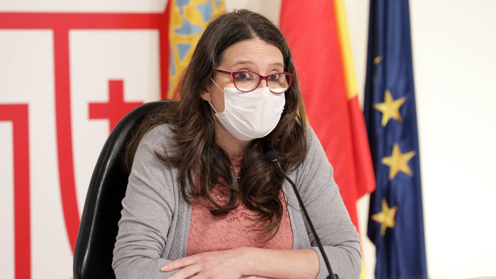 La vicepresidenta del Consell, Mònica Oltra, en la roda de premsa posterior al ple del Consell