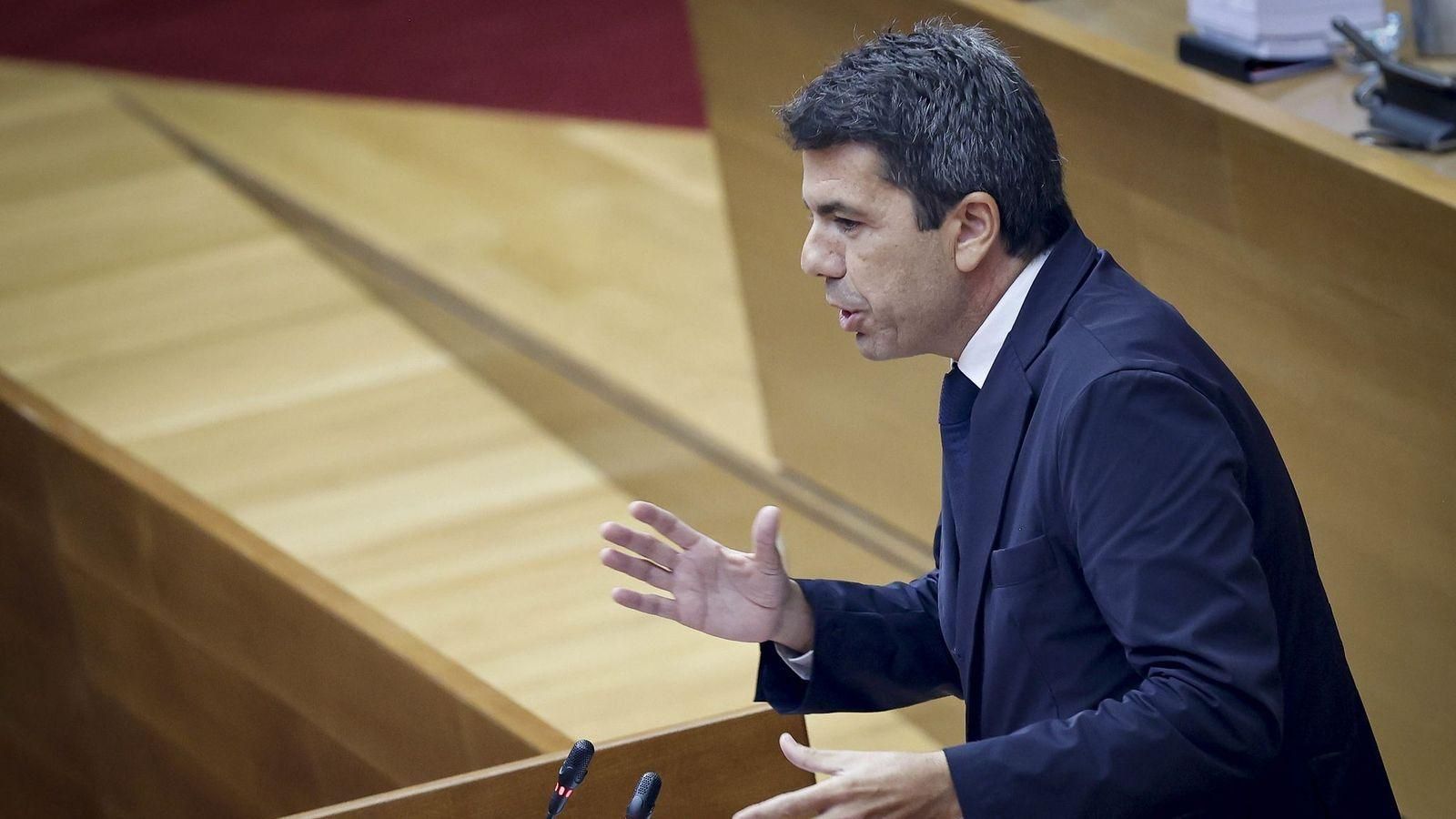 El president Carlos Mazon en les Corts