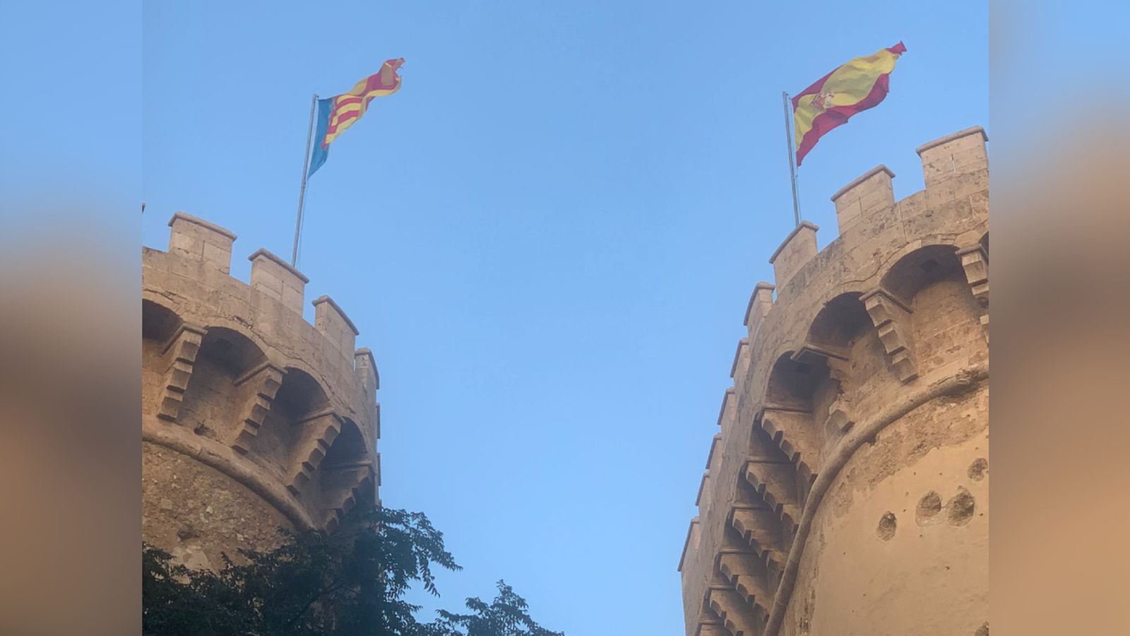 La senyera correcta oneja ja a les Torres de Quart, a València