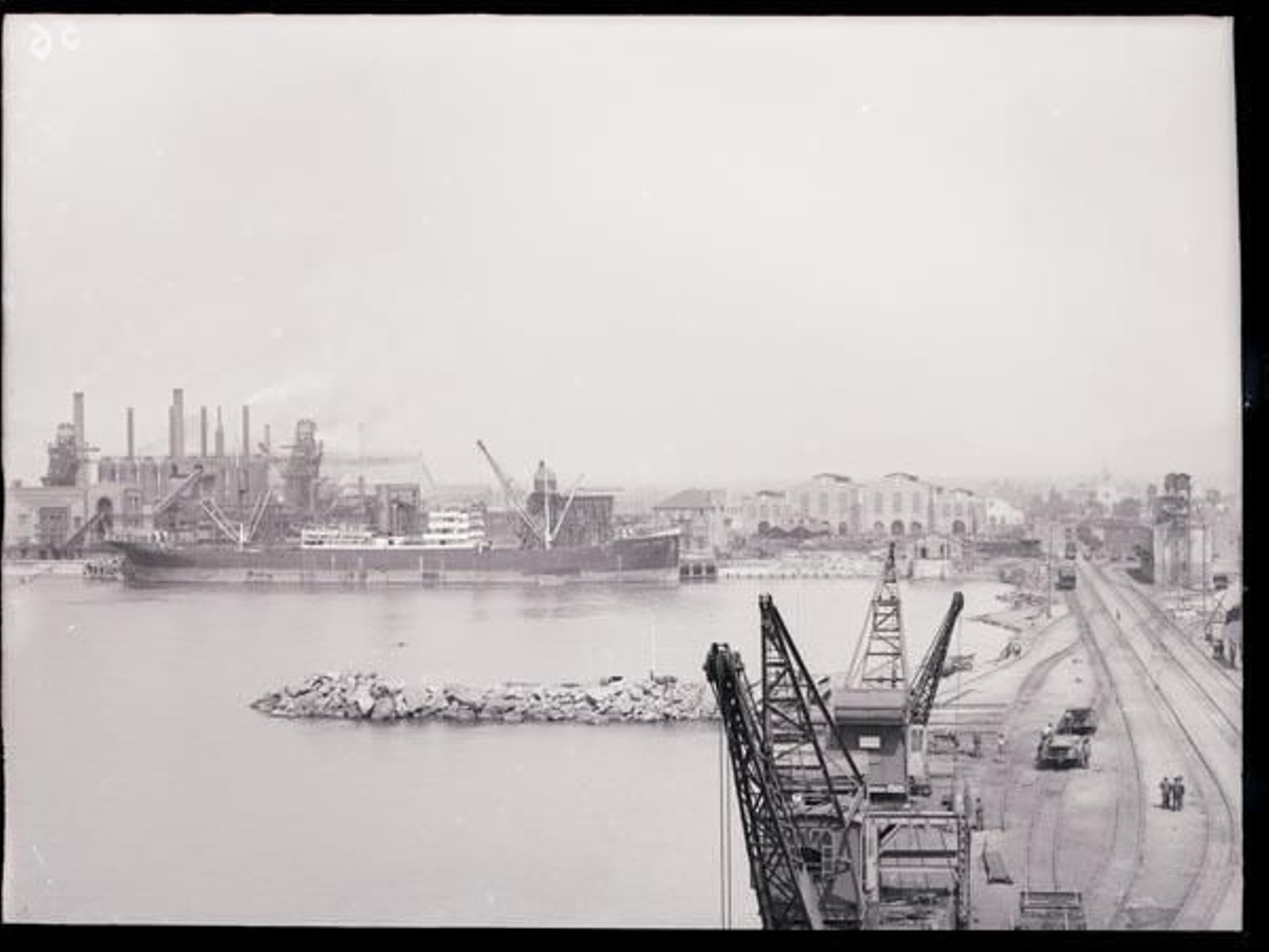 Imatges cedides per l’Arxiu municipal de Sagunt, Fons Industrial.