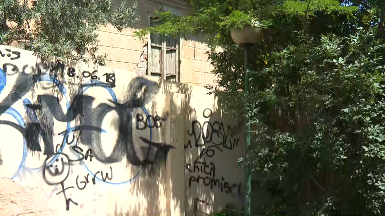 Casa abandonada a Burjassot on va tindre lloc la presumpta agressió