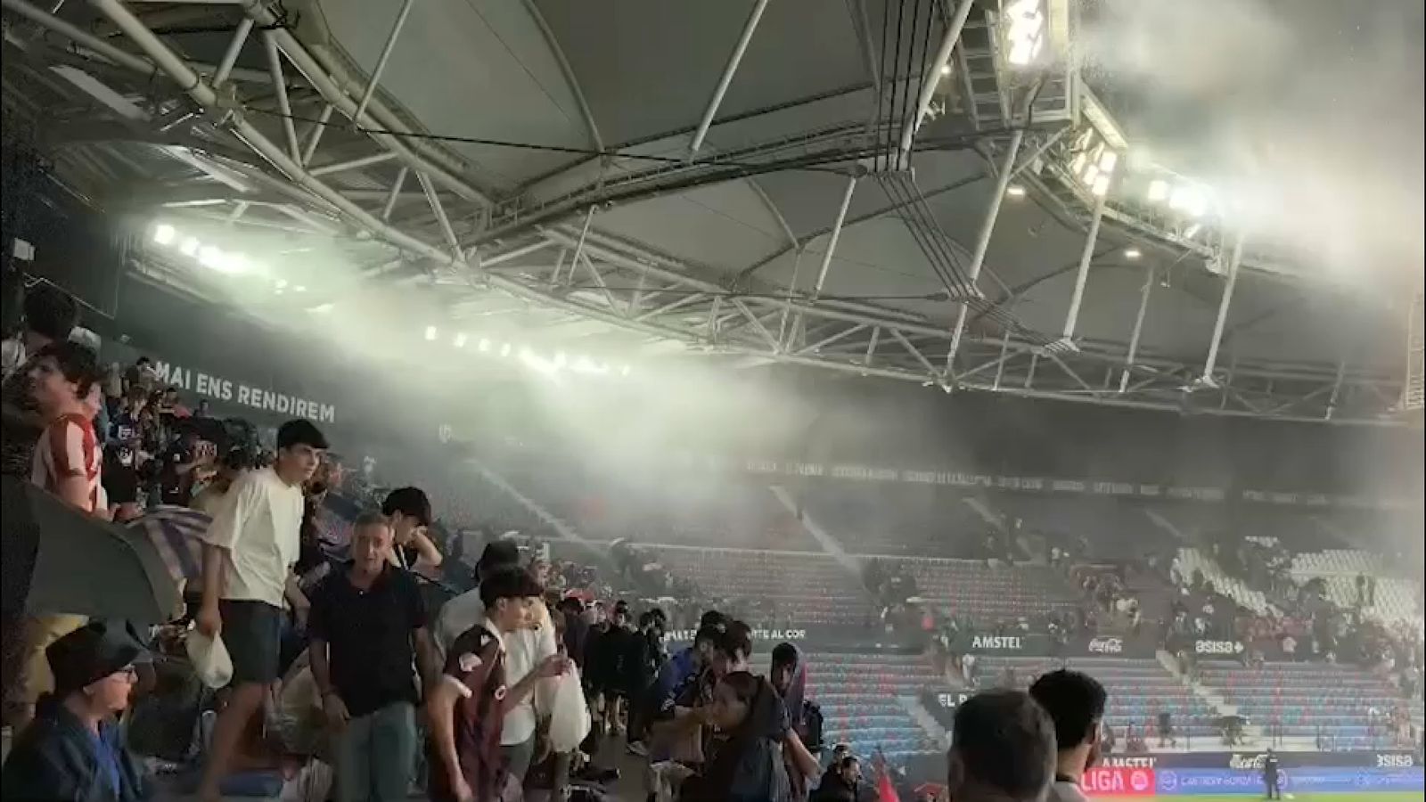 Imatge del Ciutat de València, minuts abans de l'hora prevista d'inici del partit