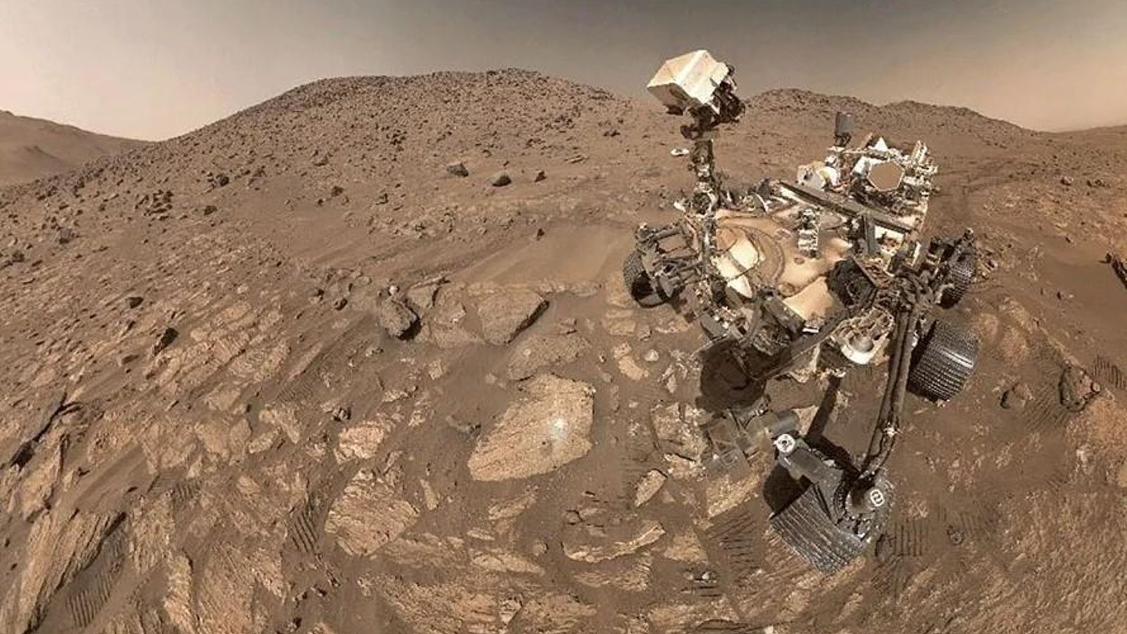 El róver Perseverance de la NASA explora el cràter Jezero, on ha trobat possibles senyals de vida antiga a Mart