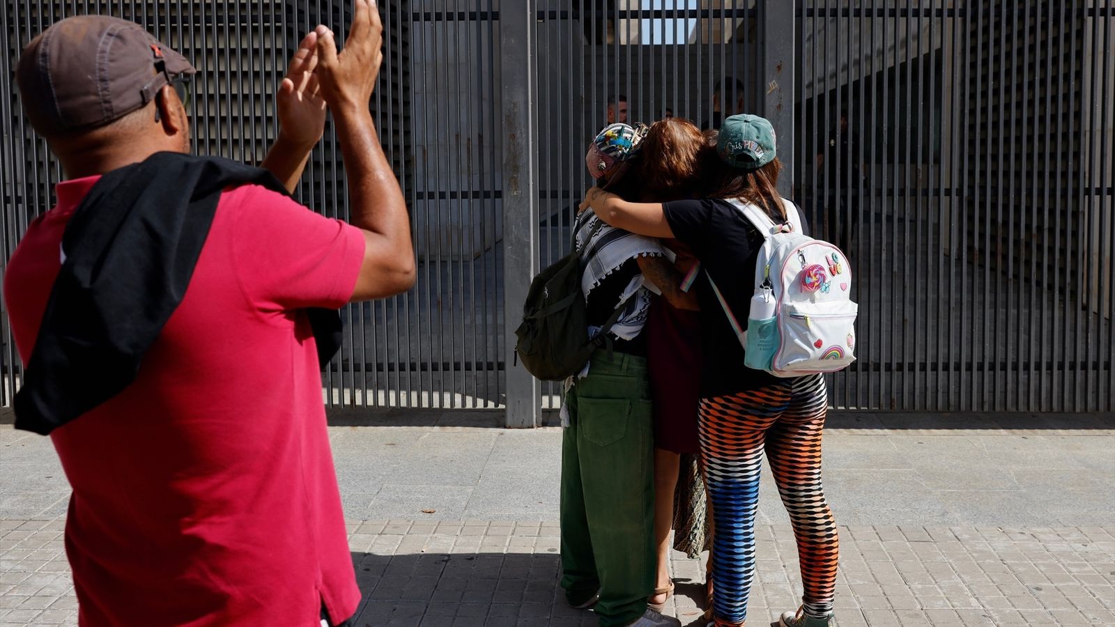 Una de les persones detingudes pels incidents en la manifestació per la vivenda eix en llibertat després de declarar davant la jutgessa