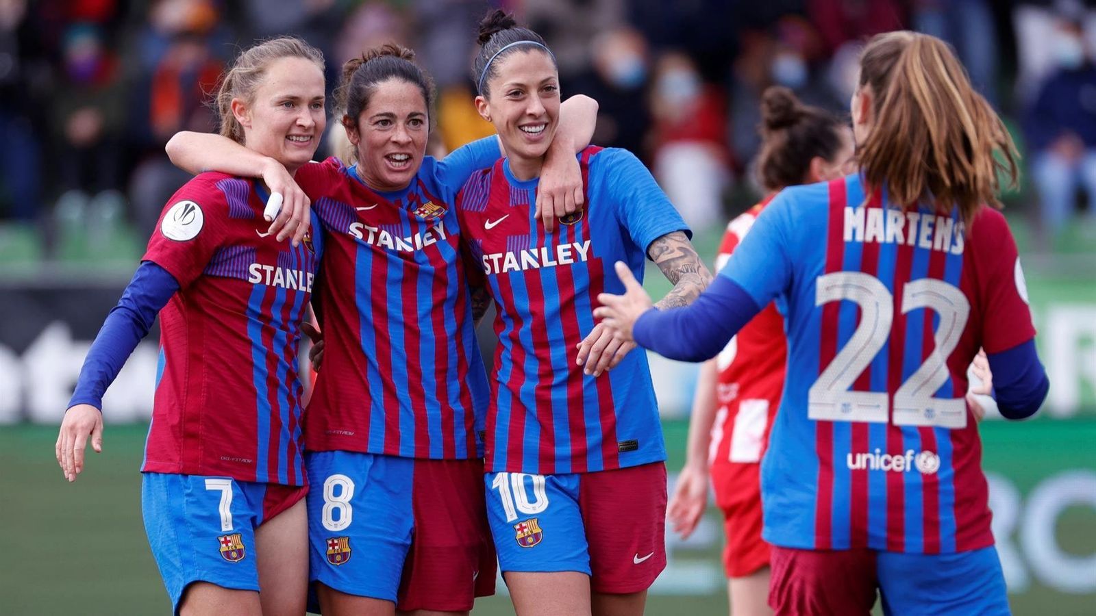 Les jugadores blaugrana celebren un dels gols