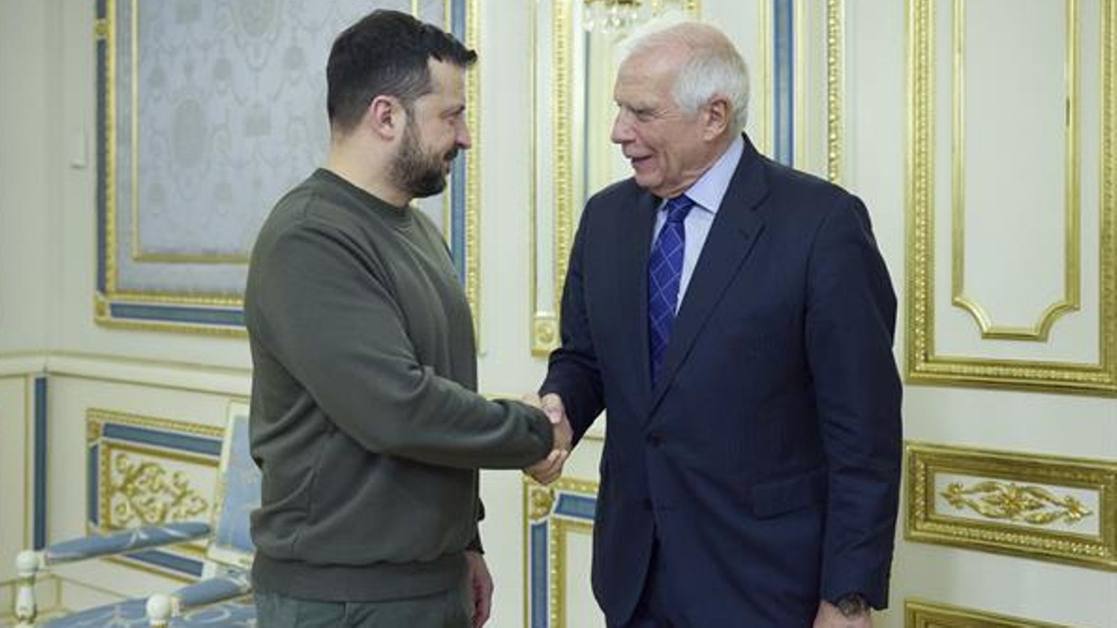 Zelenski saluda a Borrell en Kíiv, Ucraïna