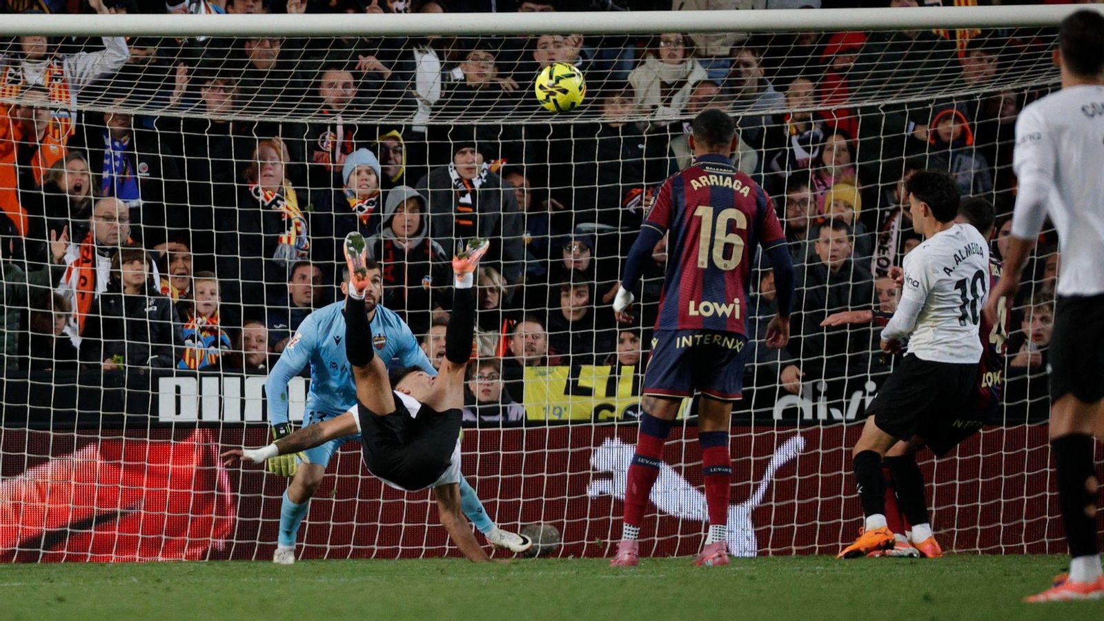 L'acció del gol d'Hugo Duro