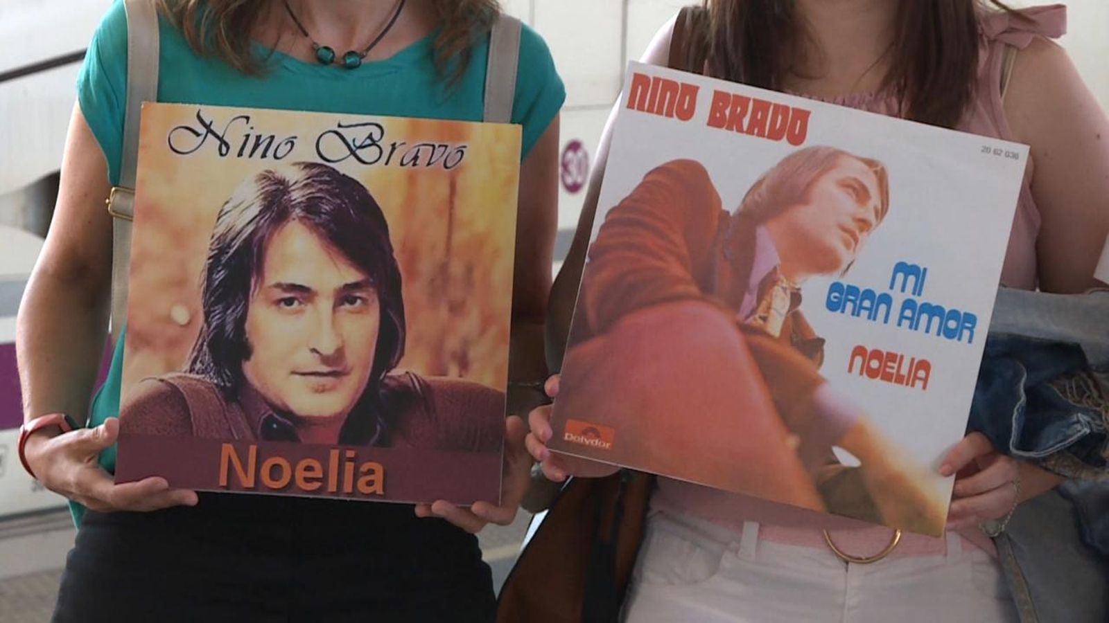 Una cimera de Noèlies arriba a València per a retre homenatge a Nino Bravo