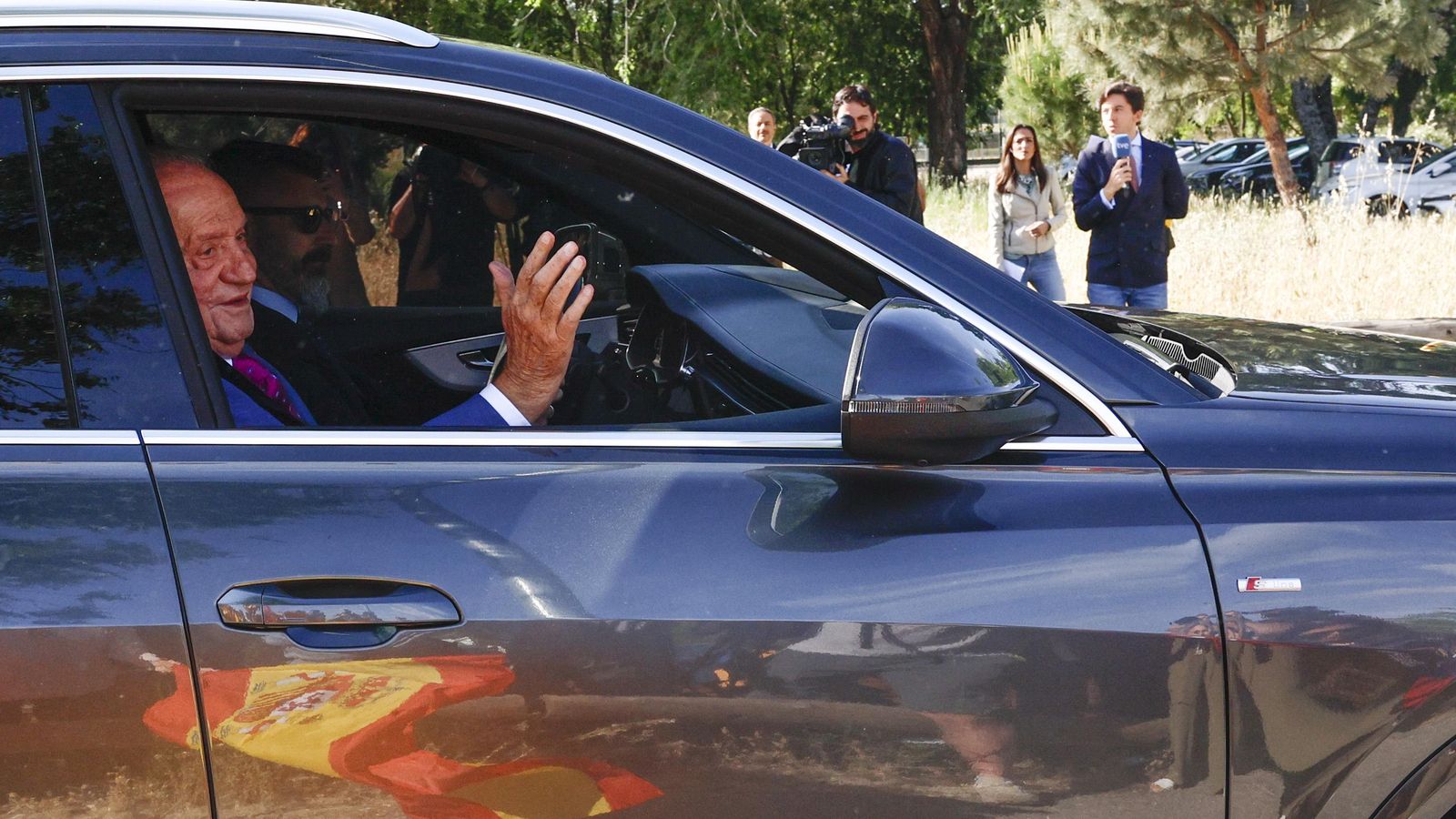 Felip VI i Joan Carles I es retroben a la Zarzuela després de dos anys