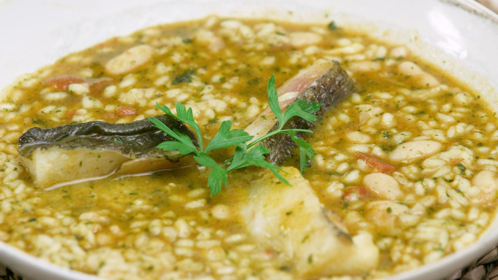 Arròs amb espinacs, fesols i abadejo