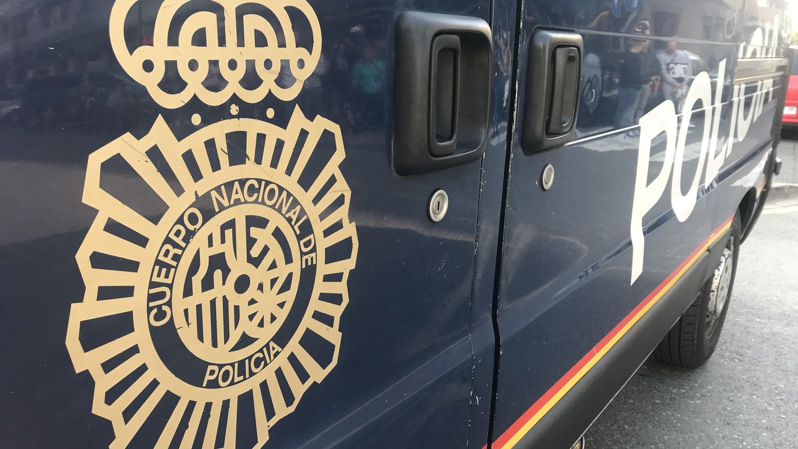Detingut per apropiar-se de dos camions i no pagar el rènting